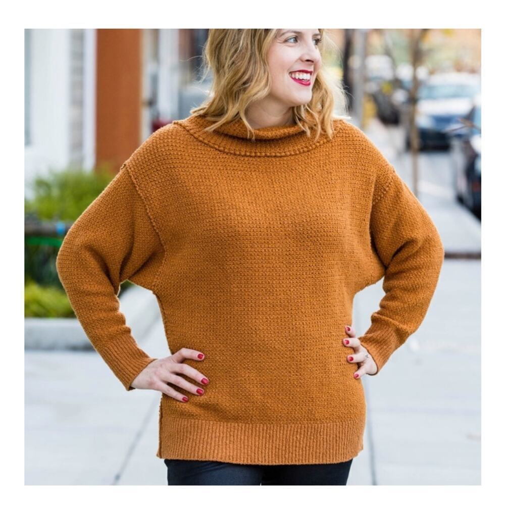 Free People Livvy Mock Neck Knit Sweater in Caramel Size Small